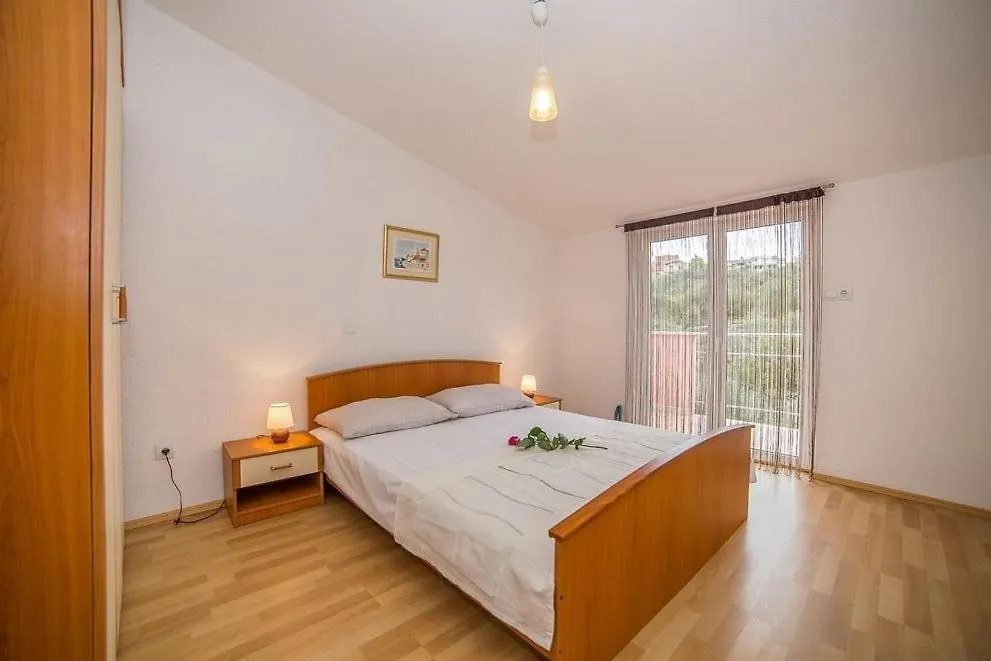 Apartment In Okrug Gornji With Sea View, Balcony, Air Conditioning, Wifi 5048-5 Trogir Croatia