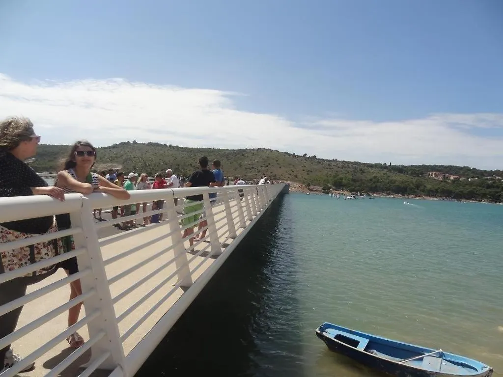Apartment In Okrug Gornji With Sea View, Balcony, Air Conditioning, Wifi 5048-5 Trogir