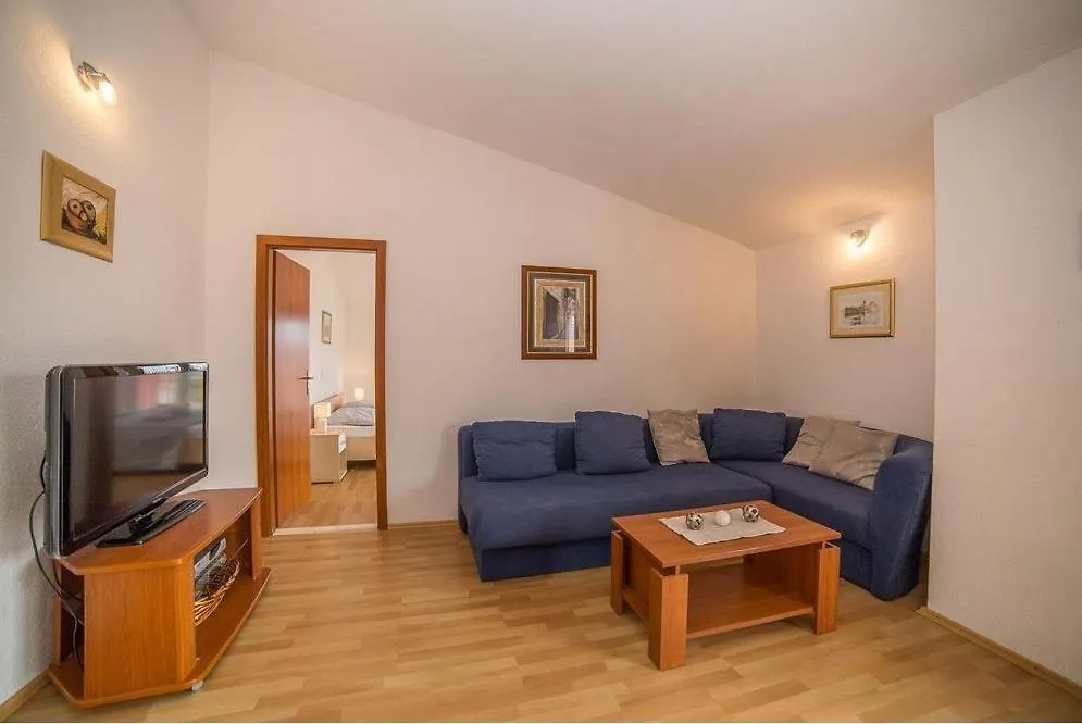 Apartment In Okrug Gornji With Sea View, Balcony, Air Conditioning, Wifi 5048-5 Trogir 0*,  Croatia