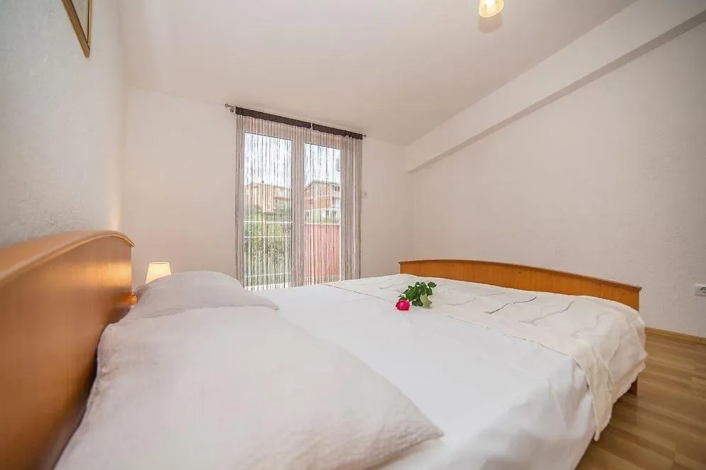 Apartment In Okrug Gornji With Sea View, Balcony, Air Conditioning, Wifi 5048-5 Trogir
