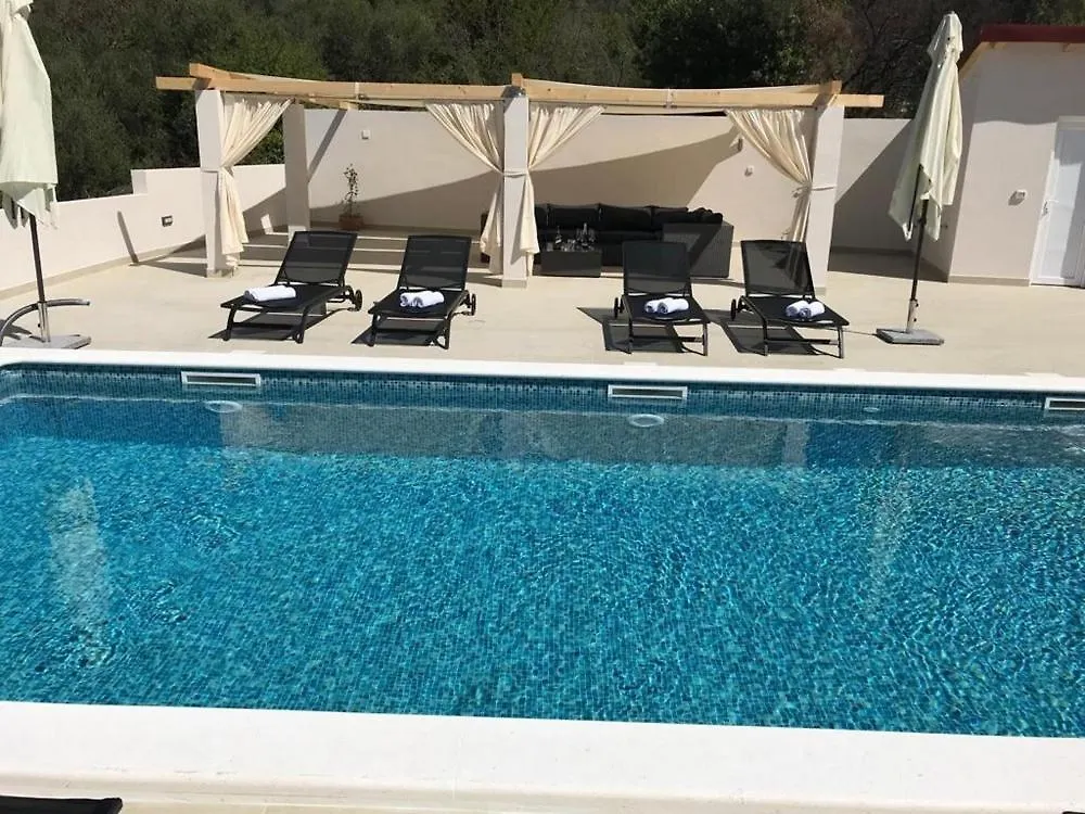 Apartment In Okrug Gornji With Sea View, Balcony, Air Conditioning, Wifi 5048-5 Trogir